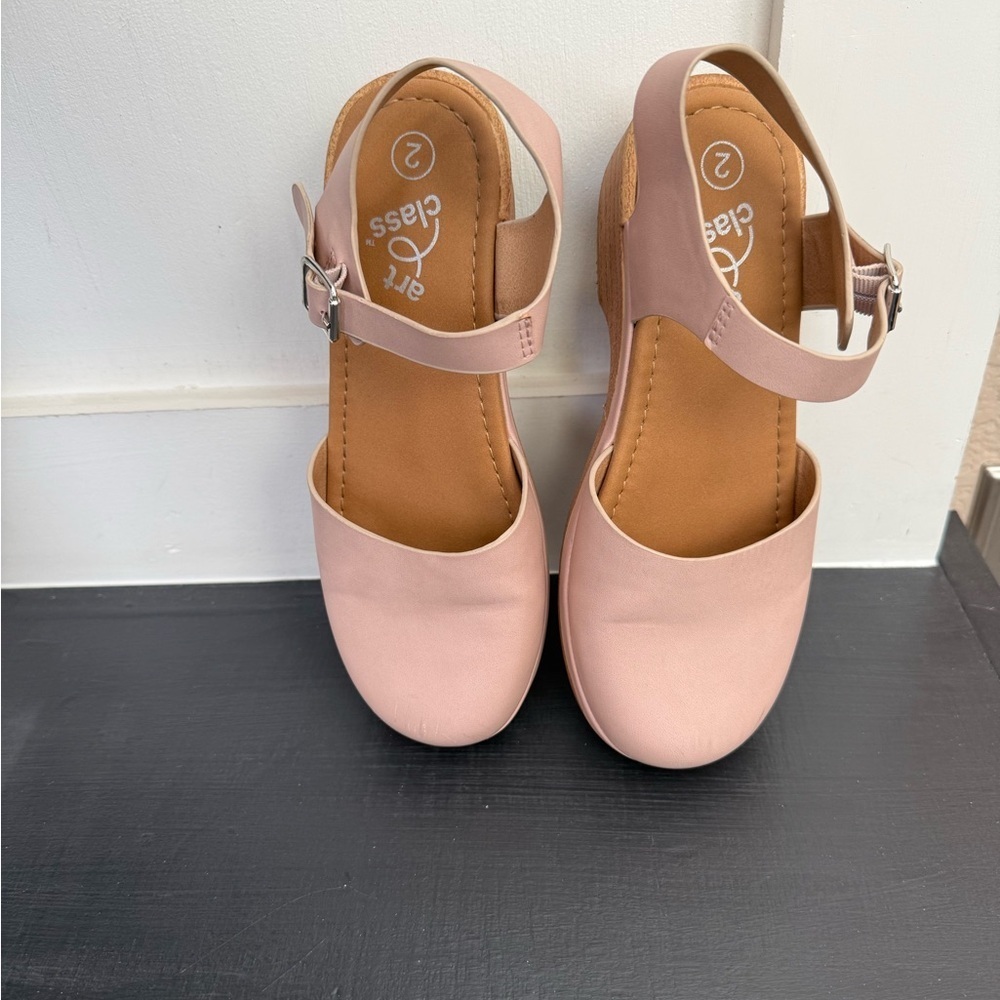 Girls Art Class Clog Sandal Size 2 Little Girls Blush Pink Tone - Picture 2 of 8